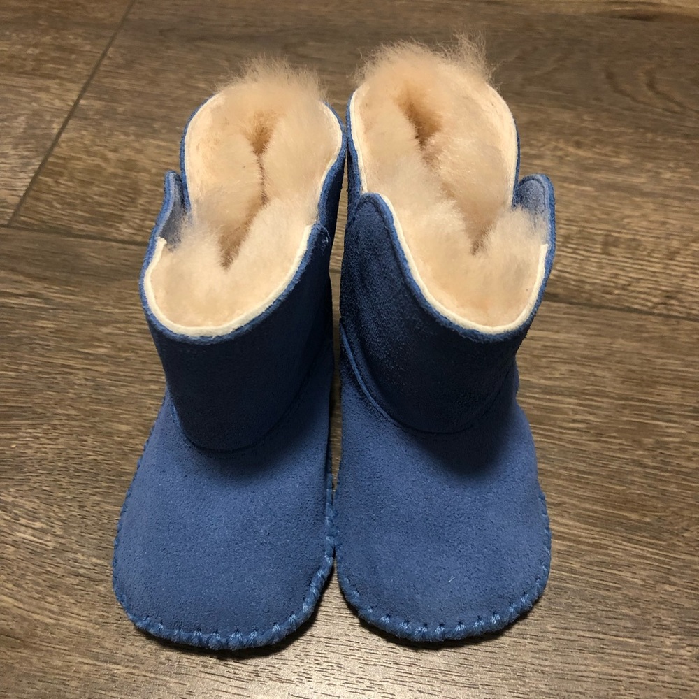 Infant Baby 2/3 Blue Ugg Caden Bootie Suede